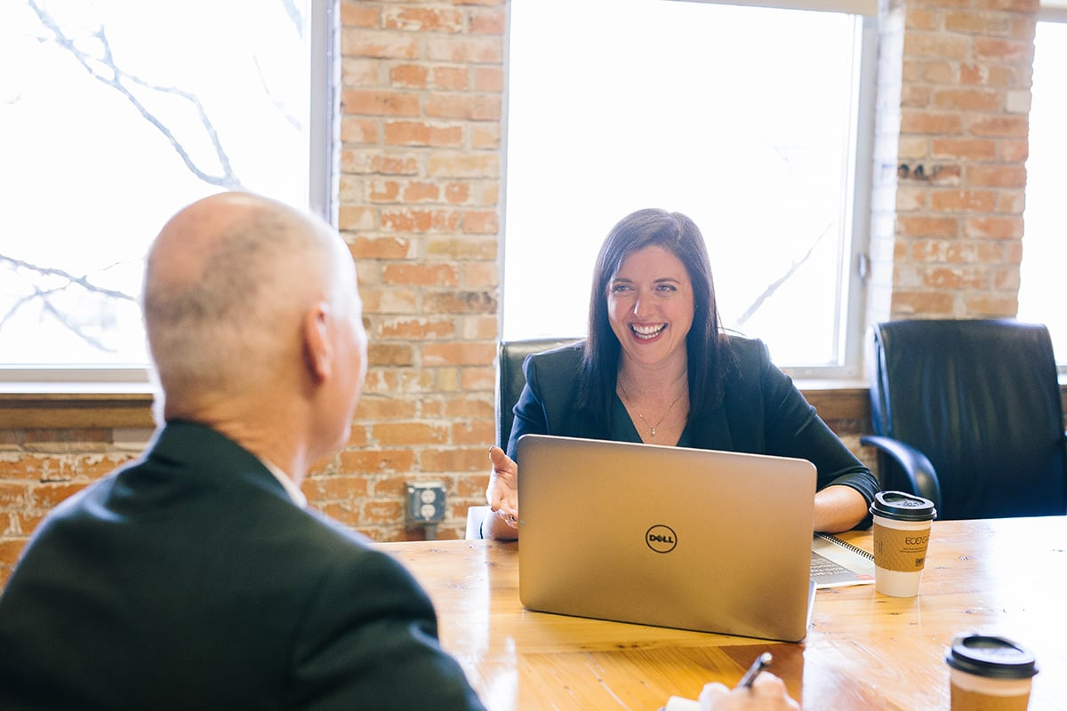 Picture of consulting partner meeting with organization to consult on strategic ways to move data and resources to the cloud