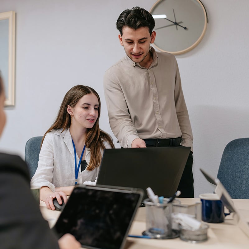 An enterprise leverages Entra ID Protection to detect, investigate, and automatically remediate identity risks without disrupting users or overloading IT staff.