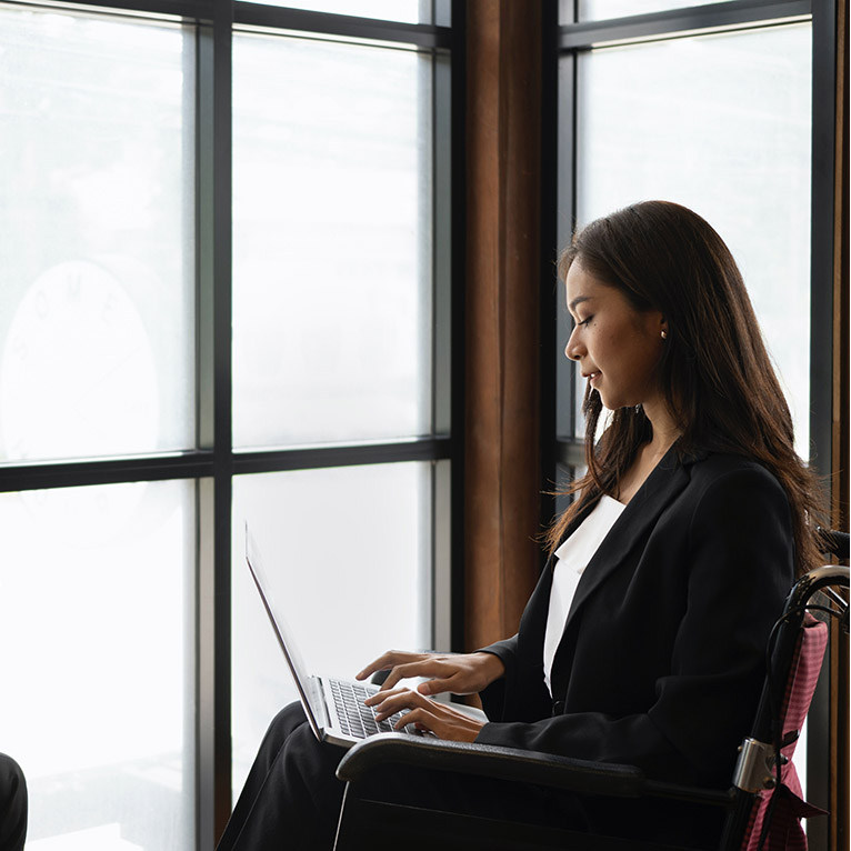 Picture of an employee actively configuring and monitoring data loss prevention policies in Power Platform, enhancing data security and preventing unauthorized data breaches